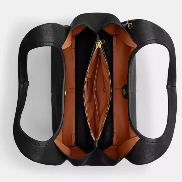 🔥Coach Lana Shoulder Bag🔥 - Picture 6 of 14